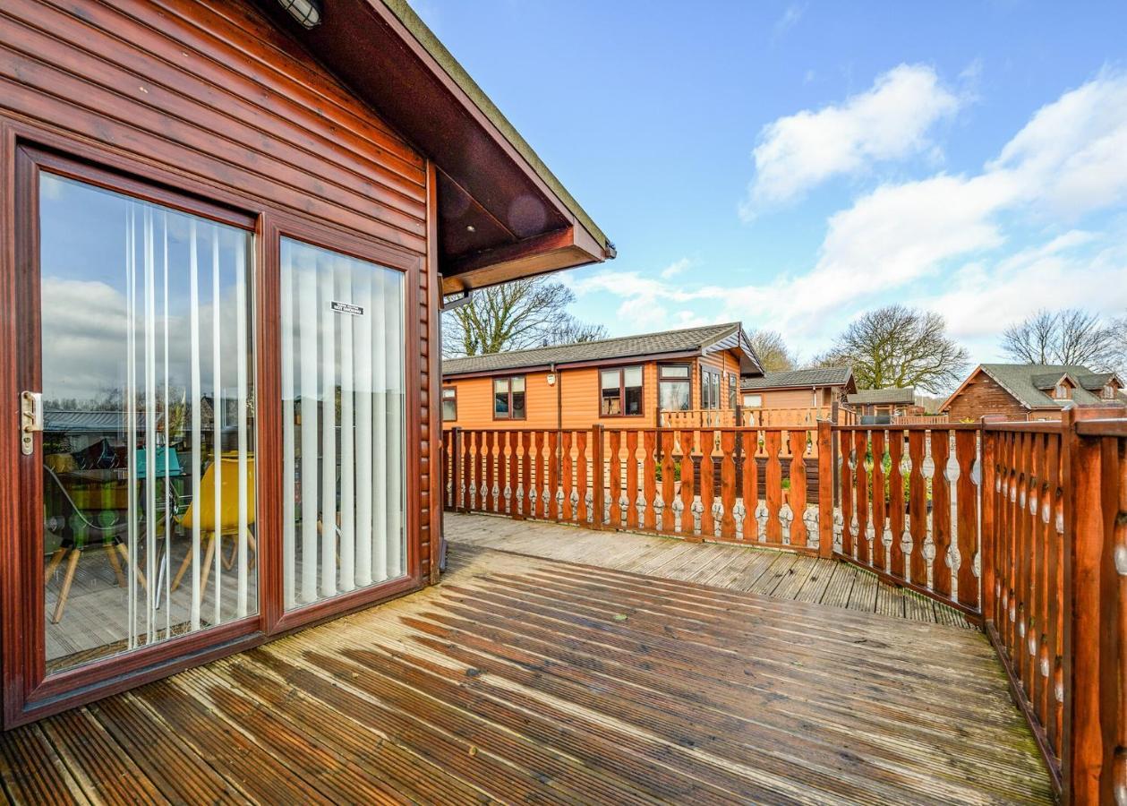 South Lakeland Leisure Village Hornby  外观 照片