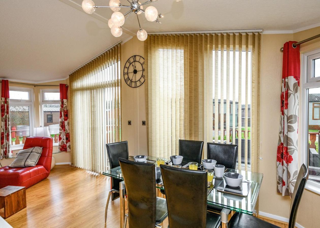 South Lakeland Leisure Village Hornby  外观 照片