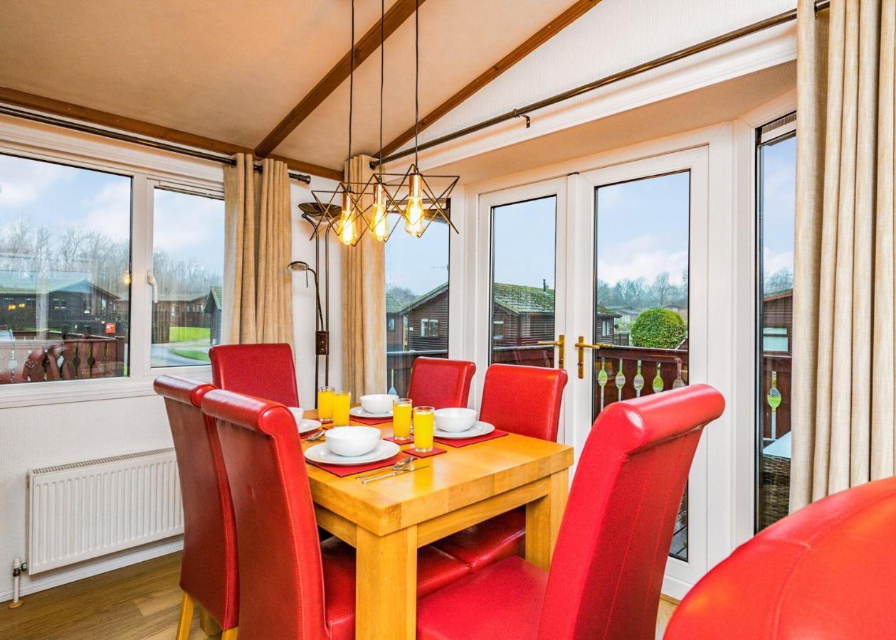 South Lakeland Leisure Village Hornby  外观 照片